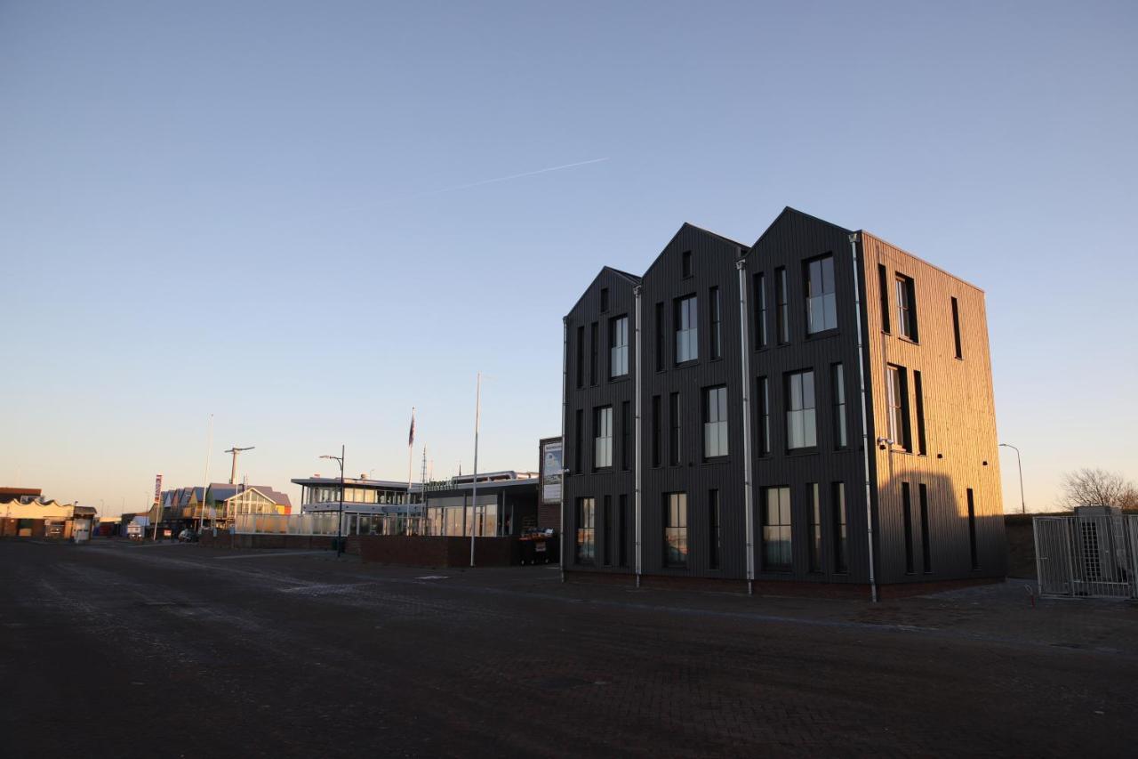 Schierzicht Logement Hotel Lauwersoog Exterior photo